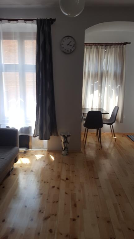 Apt Nr 1 - Cogito.Home- Starowka Z 9 Okien Stary Toruń المظهر الخارجي الصورة